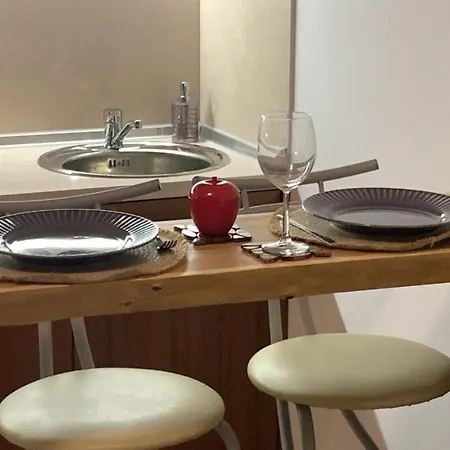 To Door De Luxe شقة *