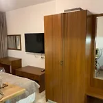 Apartment To Door De Luxe