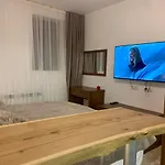 To Door De Luxe * Bansko