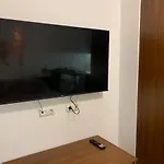 To Door De Luxe Apartment *