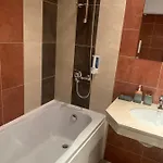 To Door De Luxe Apartment *