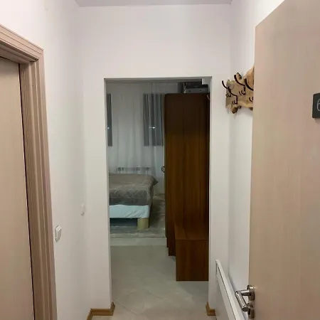 To Door De Luxe * Банско