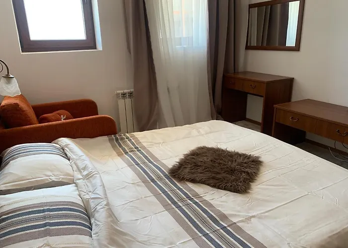 To Door De Luxe * Bansko