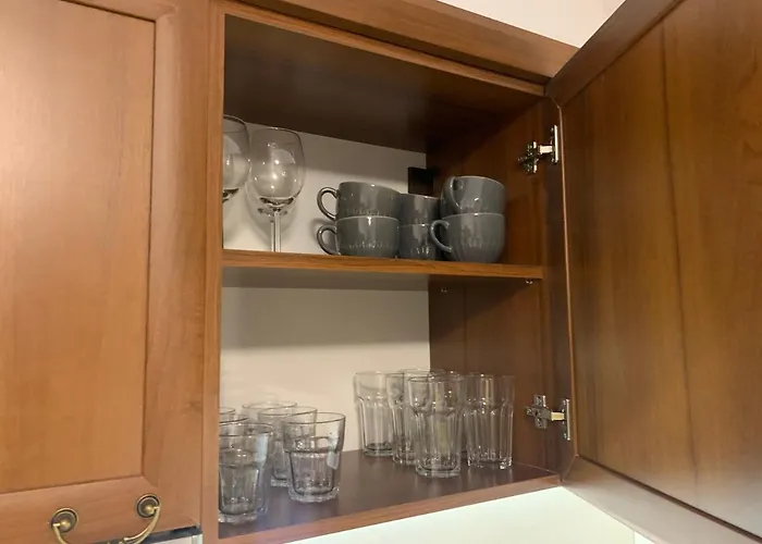 To Door De Luxe Апартамент