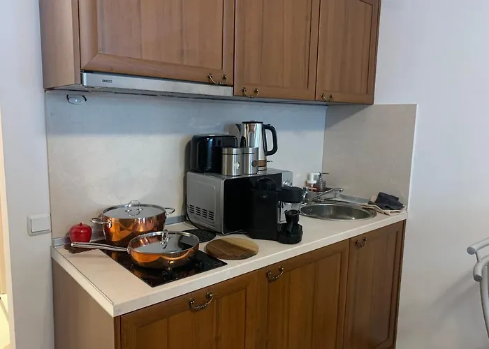 To Door De Luxe Апартамент